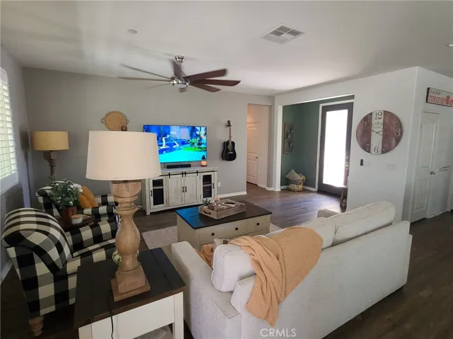 31377 Partridgeberry Drive, Winchester, California 92596