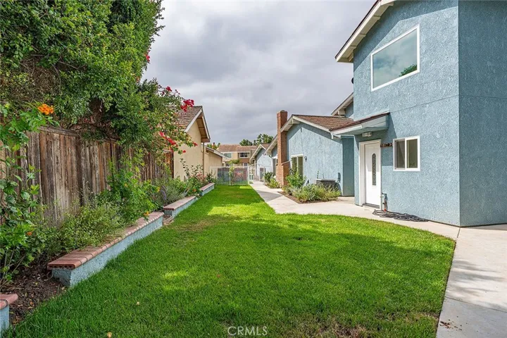 61 Sparrowhawk, Irvine, California 92604
