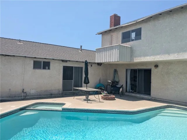 8252 Fontainbleau Way, Cypress, California 90630