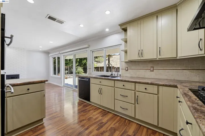 47108 Yucatan Dr, Fremont, California 94539