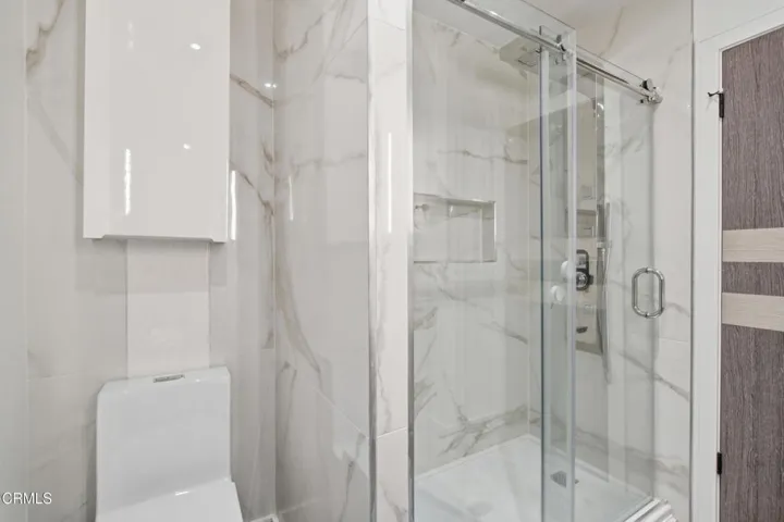 22_bathroom