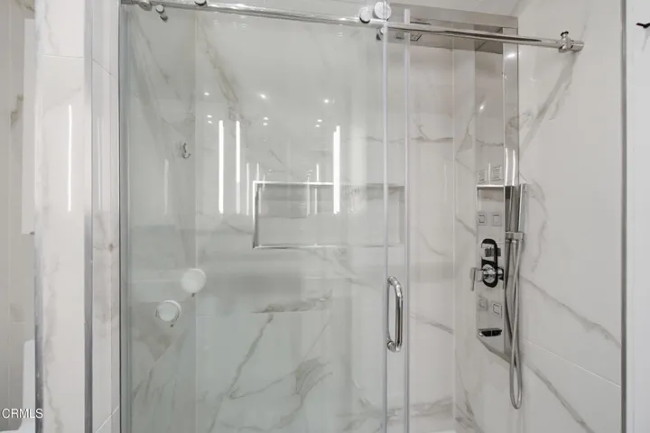 23_bathroom