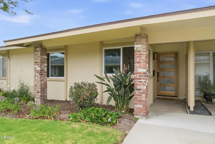 2_front exterior