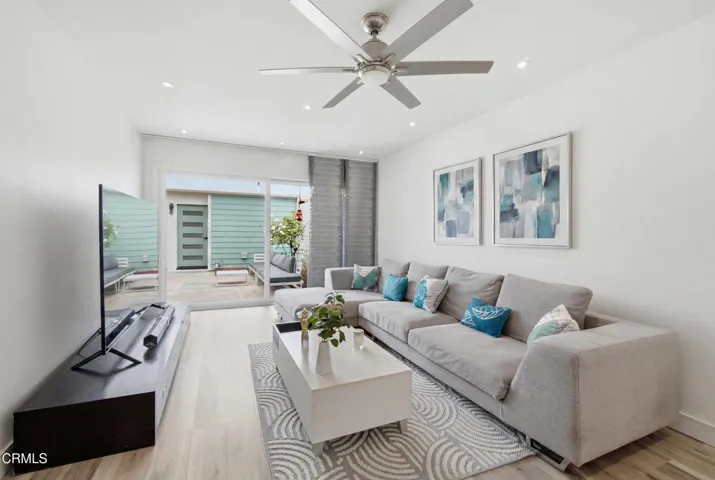 11_living room