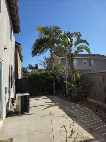 962 Redtail, Corona, California 92879