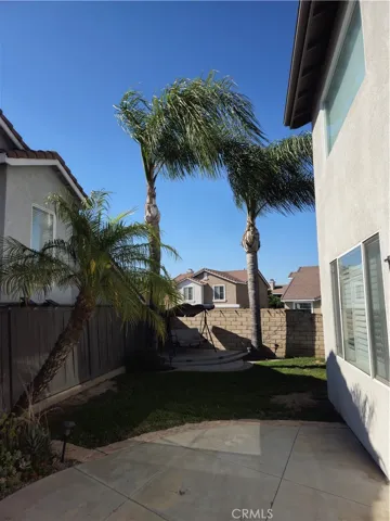 962 Redtail, Corona, California 92879