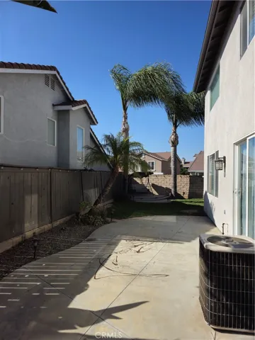 962 Redtail, Corona, California 92879