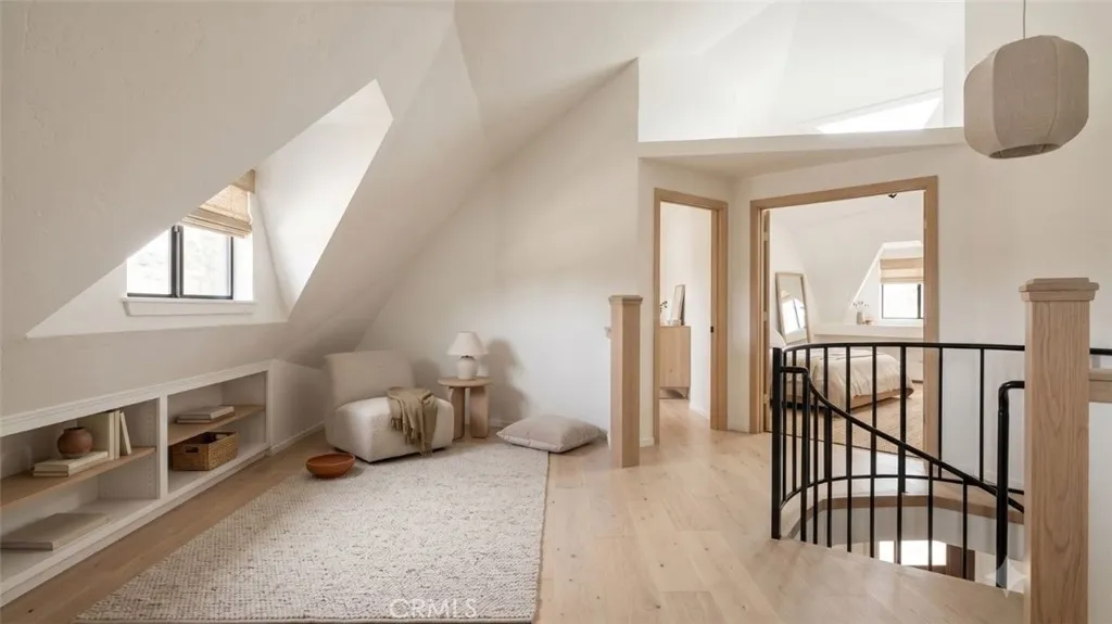 Disclaimer: Some photos have been virtually staged to illustrate the property’s potential. Furnishings and décor shown are not included in the sale.