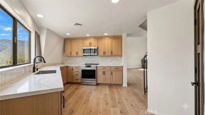 Disclaimer: Some photos have been virtually staged to illustrate the property’s potential. Furnishings and décor shown are not included in the sale.



