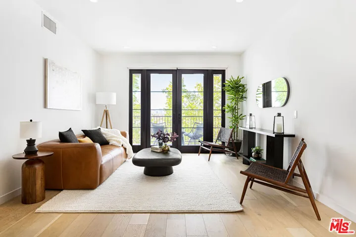 1333 S Orange Grove Avenue Ph501, Los Angeles, California 90019