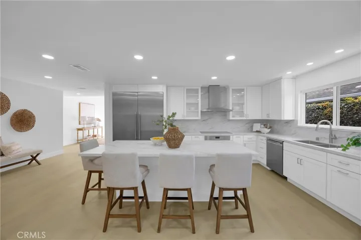 12151 Reagan, Los Alamitos, California 90720