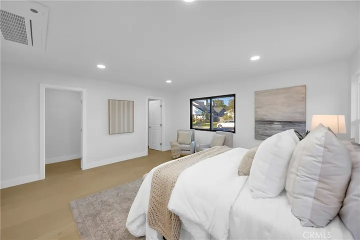 12151 Reagan, Los Alamitos, California 90720