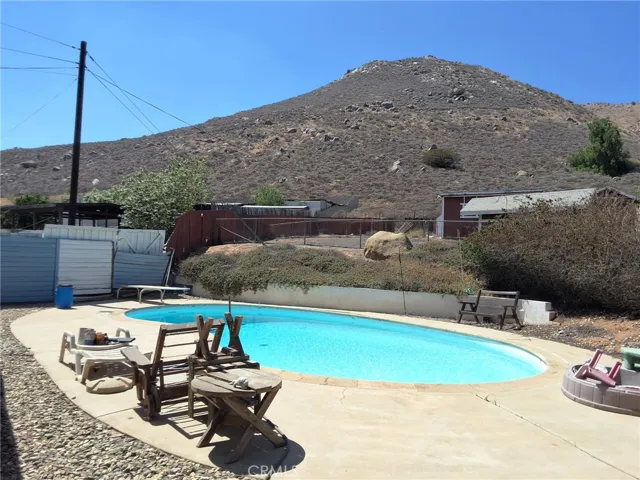 3685 Scenic, Jurupa Valley, California 92509