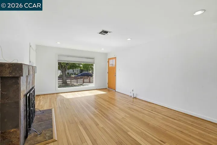 3561 Sophia Way, Sacramento, California 95820