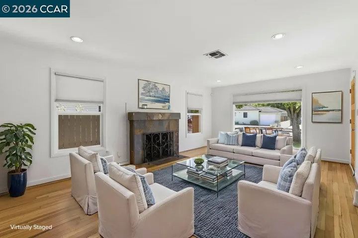 3561 Sophia Way, Sacramento, California 95820