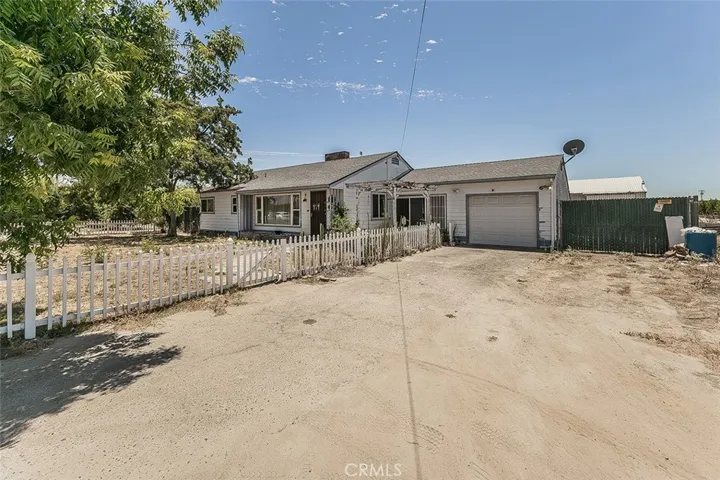 17209 E Floral, Reedley, California 93654