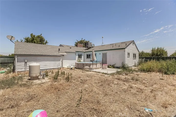 17209 E Floral, Reedley, California 93654