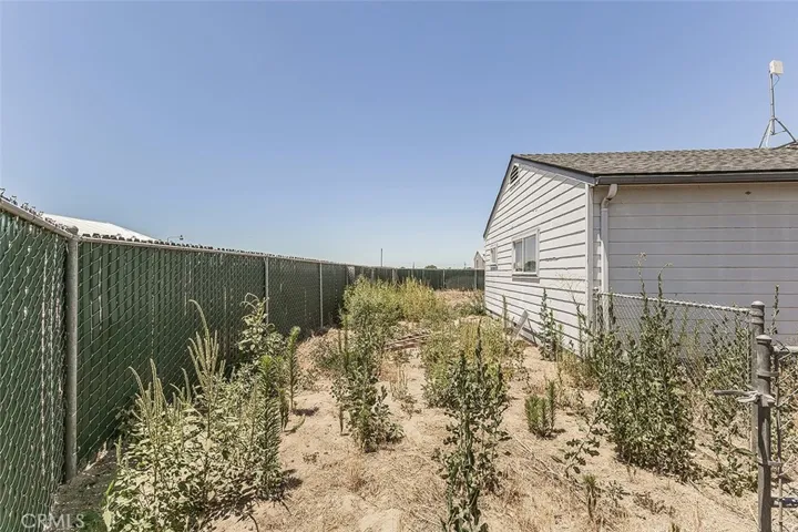 17209 E Floral, Reedley, California 93654