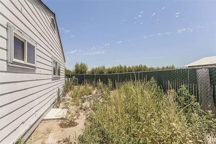 17209 E Floral, Reedley, California 93654