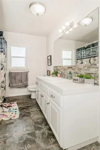 17209 E Floral, Reedley, California 93654