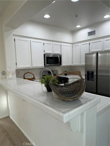 408 Middlebury Court, Claremont, California 91711