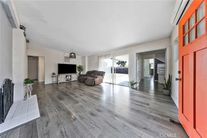 11529 Starlight Avenue, Whittier, California 90604