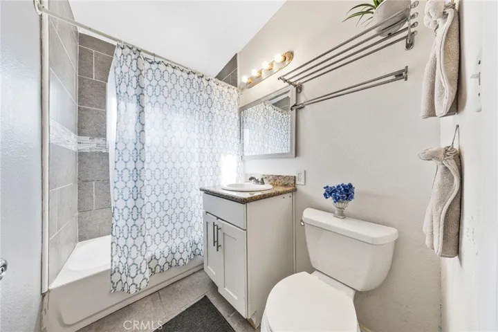 11529 Starlight Avenue, Whittier, California 90604