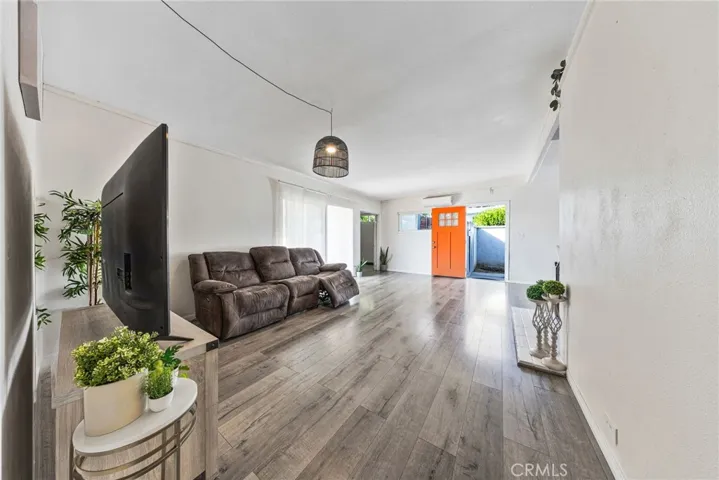 11529 Starlight Avenue, Whittier, California 90604