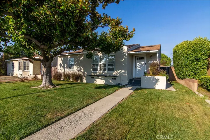 3820 Clark, Long Beach, California 90808