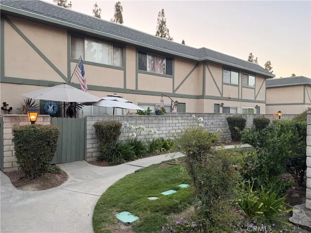 1115 W Francis F, Ontario, California 91762