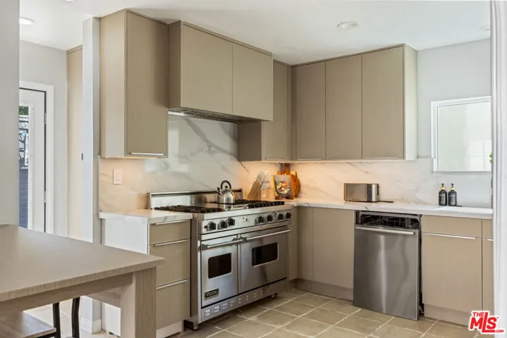 6316 Drexel Avenue, Los Angeles, California 90048