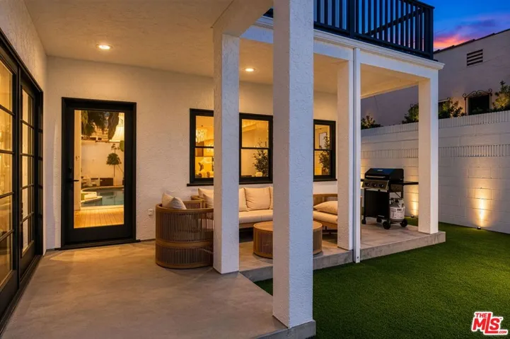 6316 Drexel Avenue, Los Angeles, California 90048