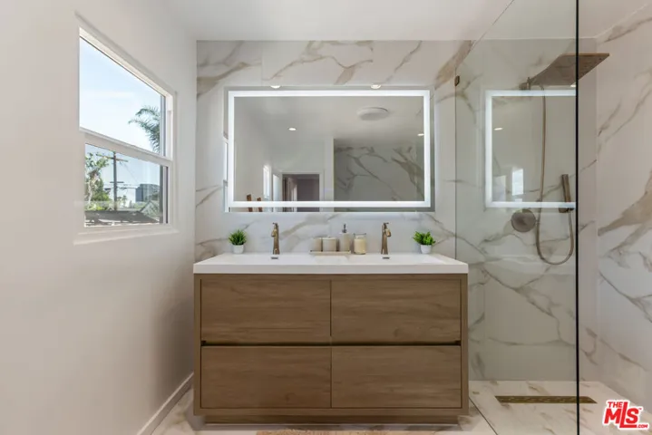 6316 Drexel Avenue, Los Angeles, California 90048