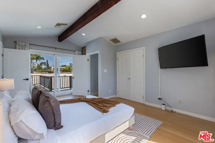 6316 Drexel Avenue, Los Angeles, California 90048