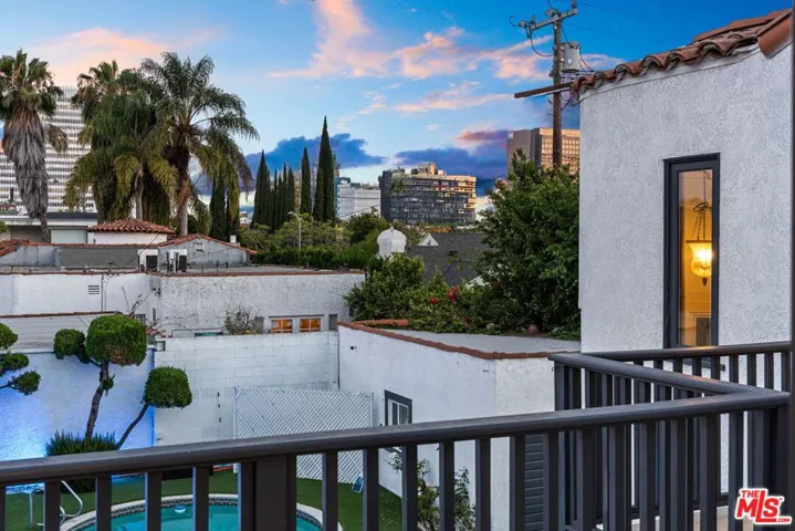 6316 Drexel Avenue, Los Angeles, California 90048