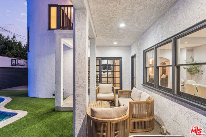 6316 Drexel Avenue, Los Angeles, California 90048