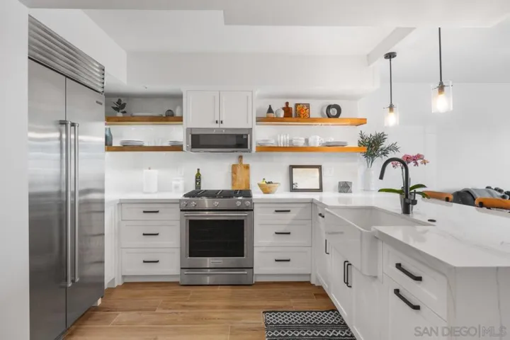 500 W Harbor Dr. 616, San Diego, California 92101