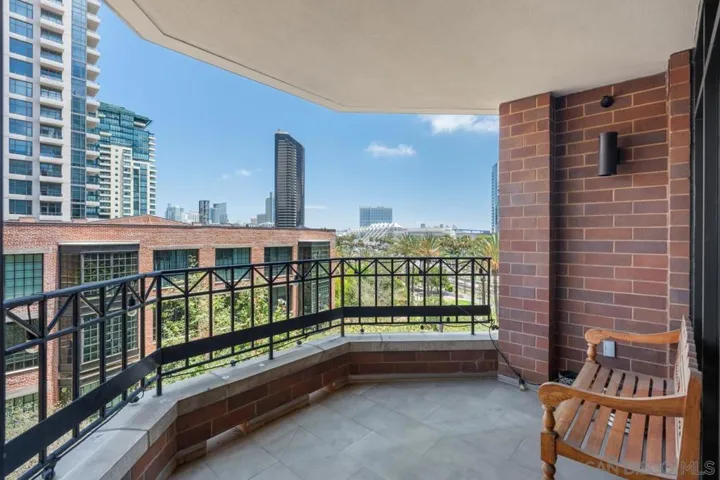 500 W Harbor Dr. 616, San Diego, California 92101