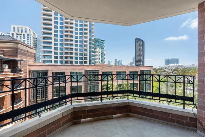 500 W Harbor Dr. 616, San Diego, California 92101