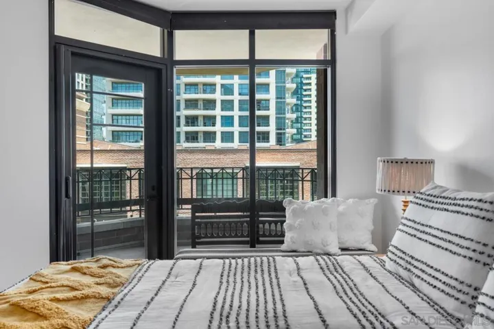 500 W Harbor Dr. 616, San Diego, California 92101