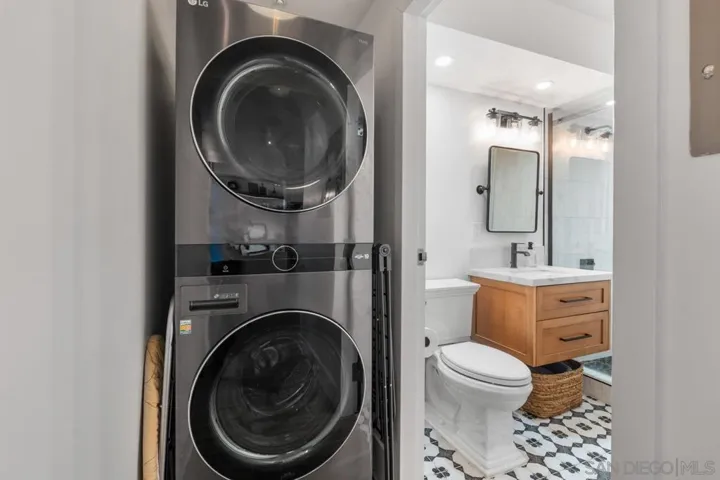 500 W Harbor Dr. 616, San Diego, California 92101