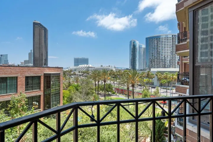 500 W Harbor Dr. 616, San Diego, California 92101