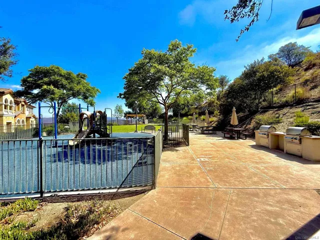 , Santee, California 92071