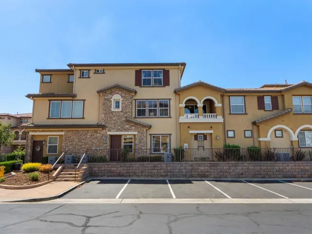 , Santee, California 92071