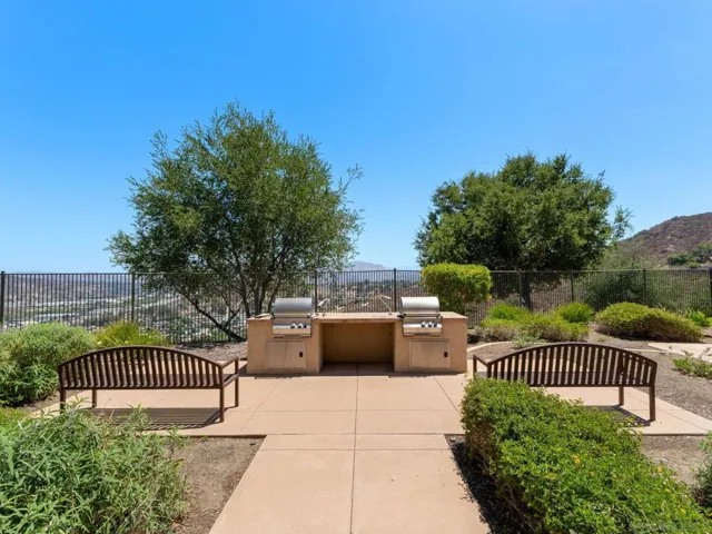 , Santee, California 92071