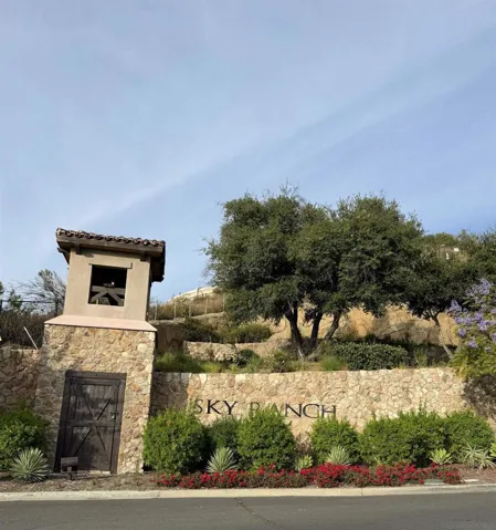 , Santee, California 92071