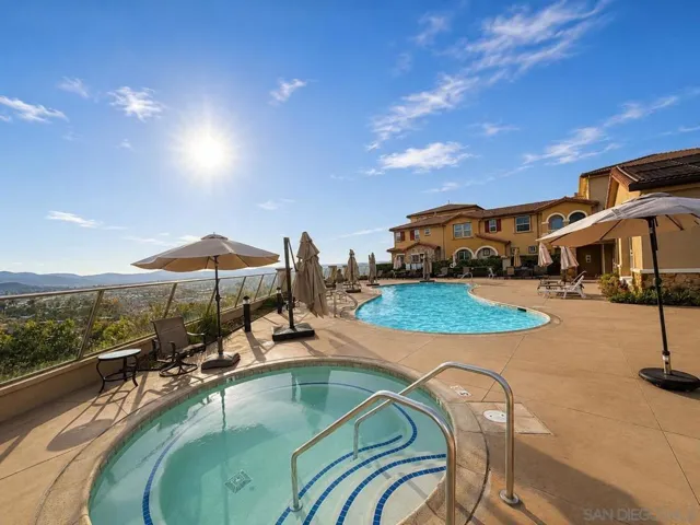 , Santee, California 92071