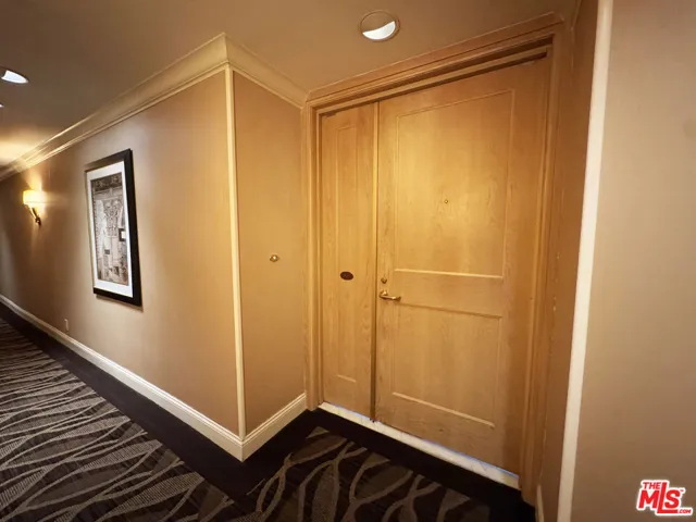 10520 Wilshire Boulevard 701, Los Angeles, California 90024