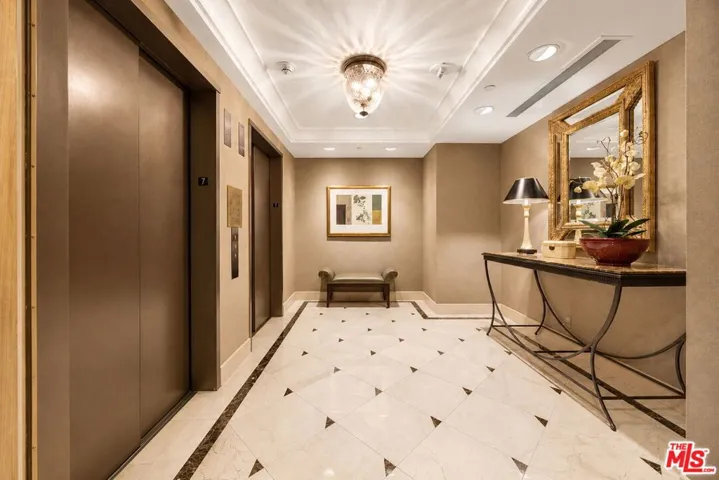 7th Floor Elevator Entrance