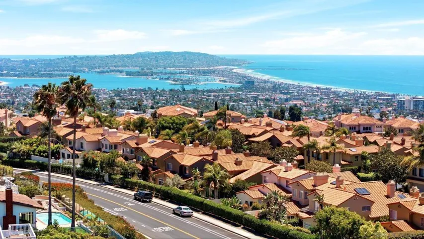 , La Jolla, California 92037
